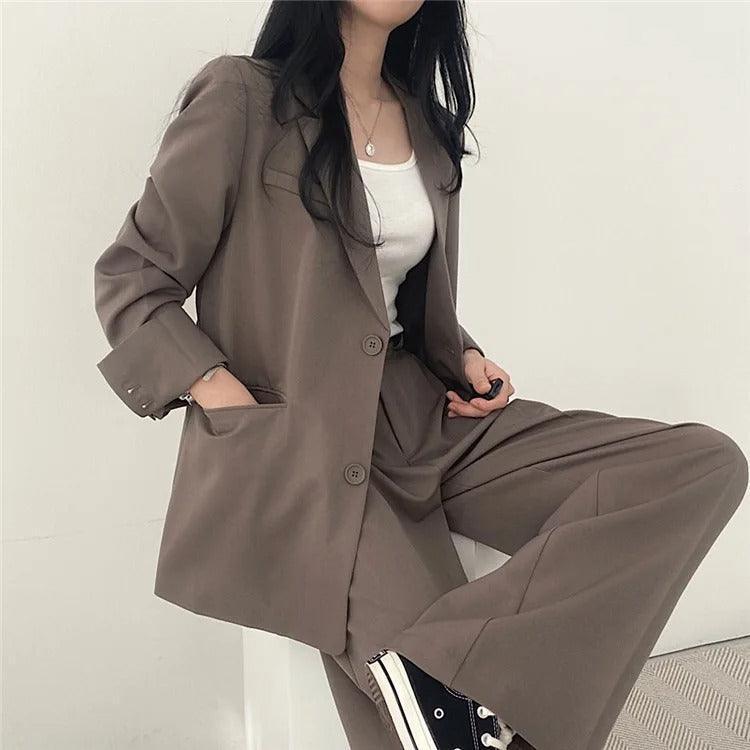 Women's Oversized Blazer And High-Waisted Trousers Tailored Fit