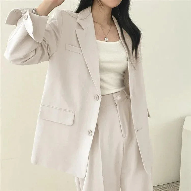 Women's Oversized Blazer And High-Waisted Trousers Tailored Fit