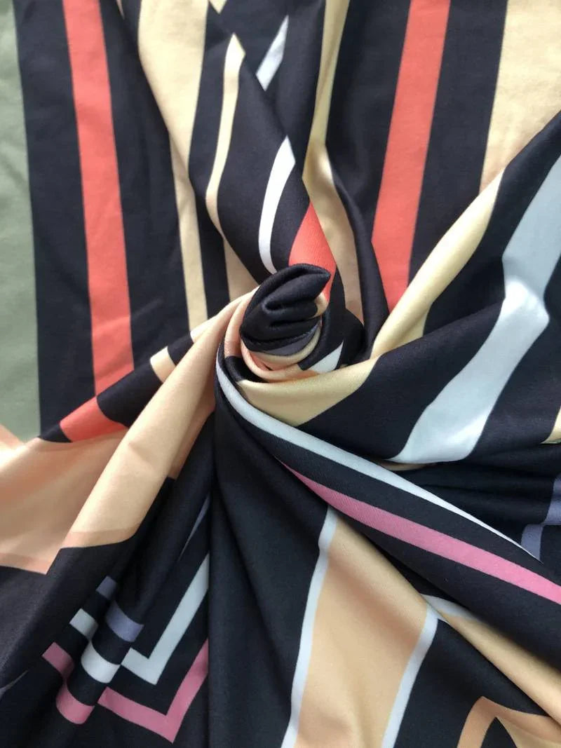 Women's Maxi Dress - Sleeveless Crew Neck - Chevron Stripe - High Side Slit