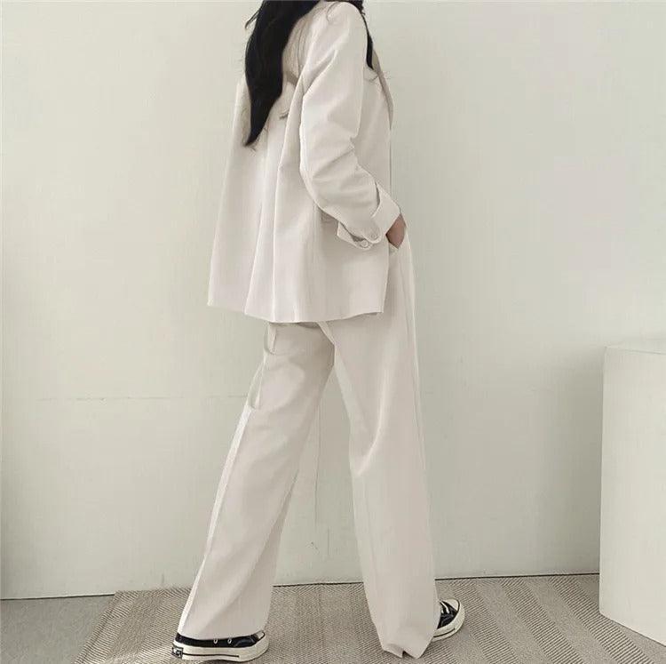 Women's Oversized Blazer And High-Waisted Trousers Tailored Fit