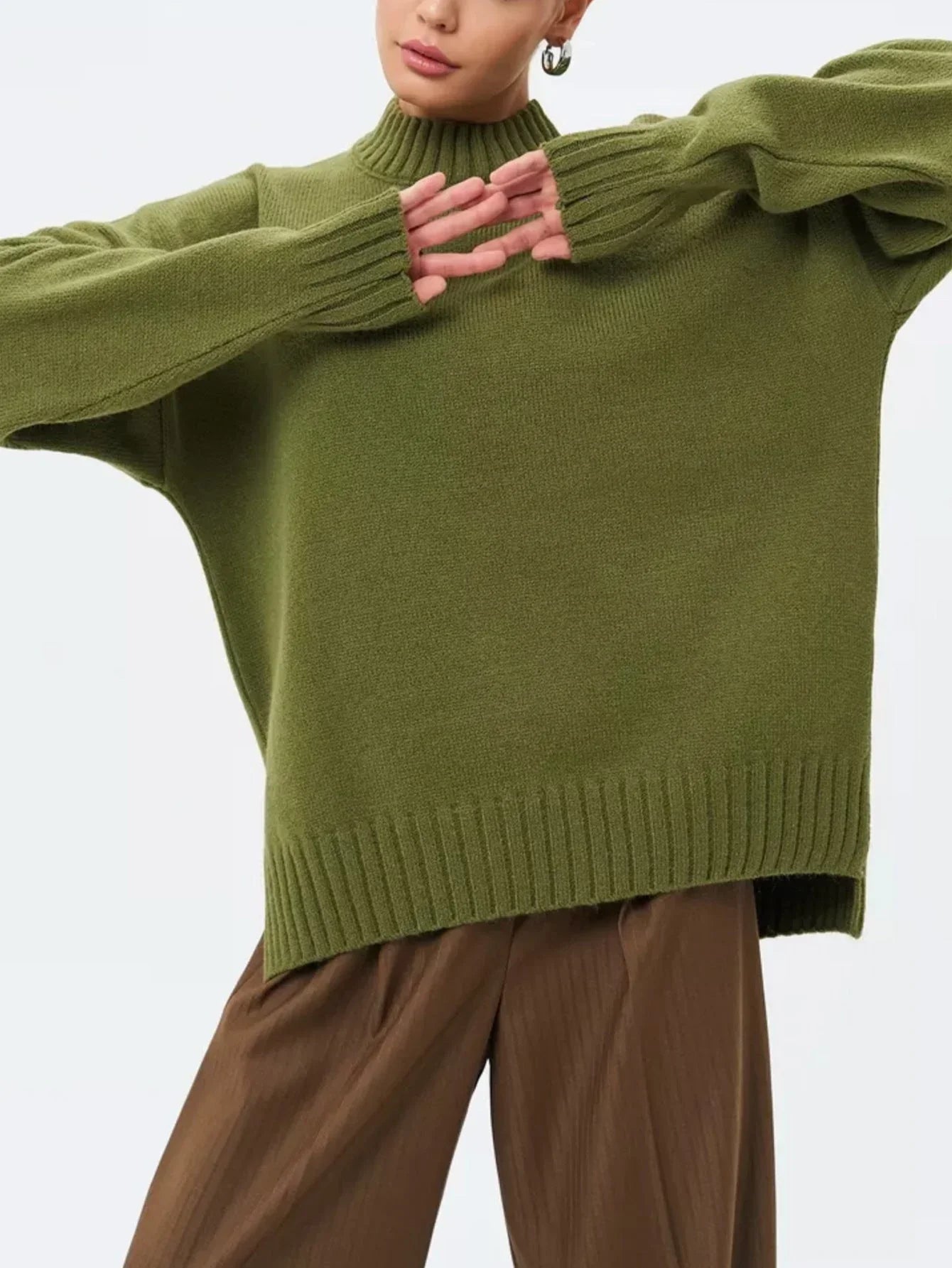 Women's Oversized Ribbed Knit Pullover Sweater with Semi-High Neck and Dropped Shoulders
