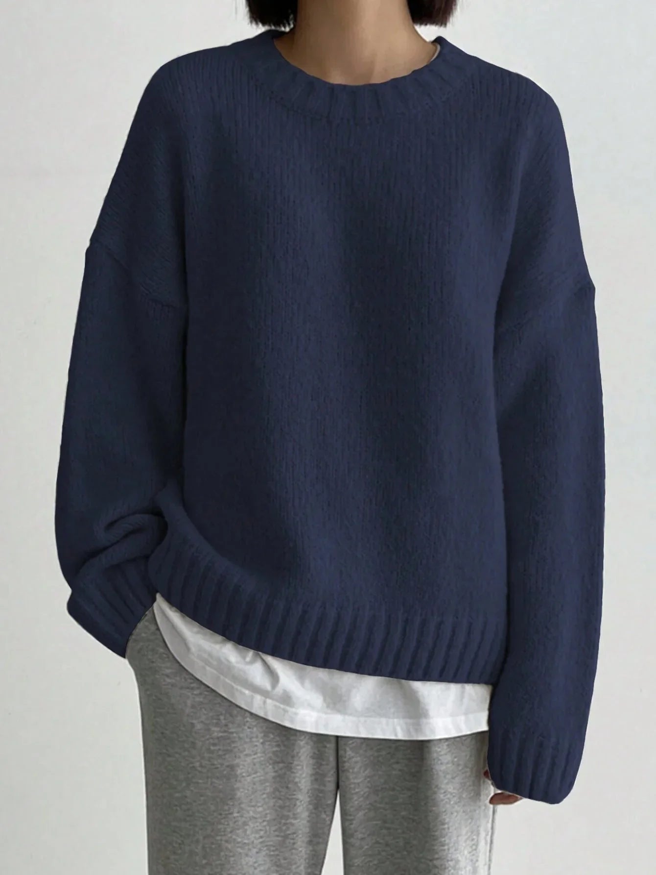 Women's Oversized Wool Sweater - Knitted Crew Neck with Ribbed Trim