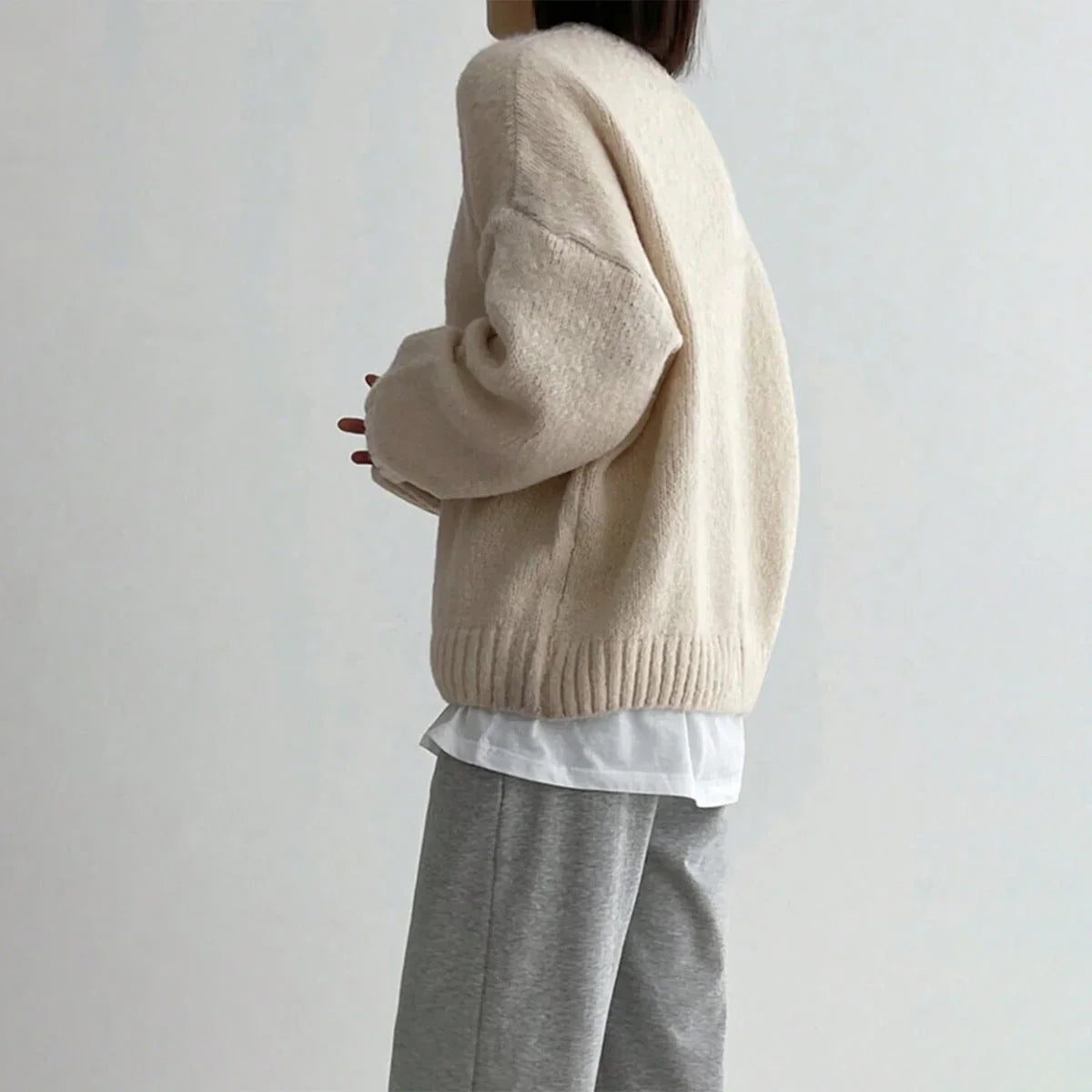 Women's Oversized Wool Sweater - Knitted Crew Neck with Ribbed Trim