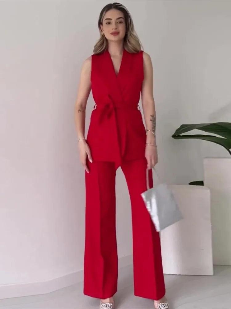 Women's Tailored Sleeveless Blazer Suit with V-Neck and High-Waisted Trousers