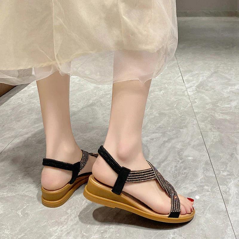 Women's Flat Sandals Versatile Design