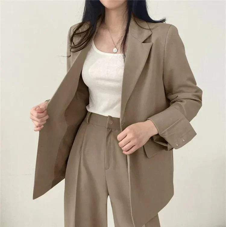 Women's Oversized Blazer And High-Waisted Trousers Tailored Fit