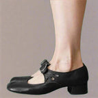 Black / UK 2.5 / EU 34 / US 4.5