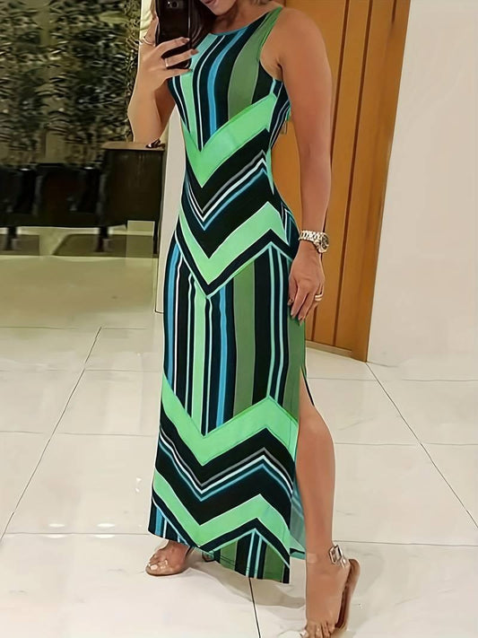 Women's Maxi Dress - Sleeveless Crew Neck - Chevron Stripe - High Side Slit