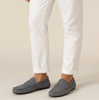 Gray / UK 6 / EU 39 / US 7