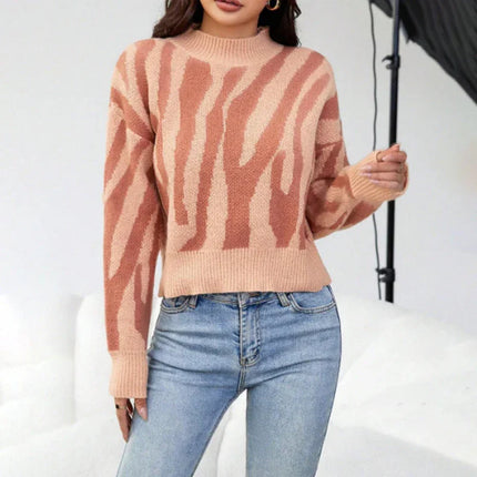 Women's Knit Jacquard Sweater - Relaxed Fit Round Neck Animal Print