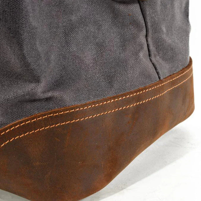 Men's Leather Duffle Bag Sophisticated Design