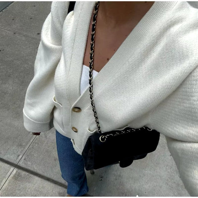 Women's Oversized Cardigan with Pockets and Buttons