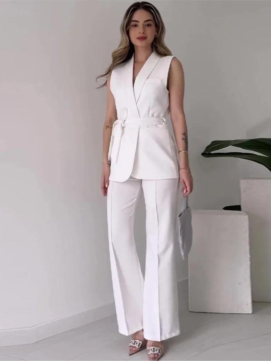 Women's Tailored Sleeveless Blazer Suit with V-Neck and High-Waisted Trousers