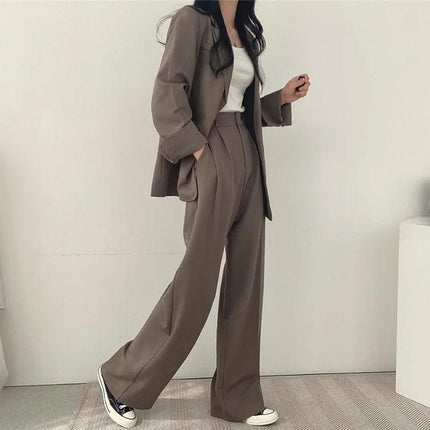 Women's Oversized Blazer And High-Waisted Trousers Tailored Fit