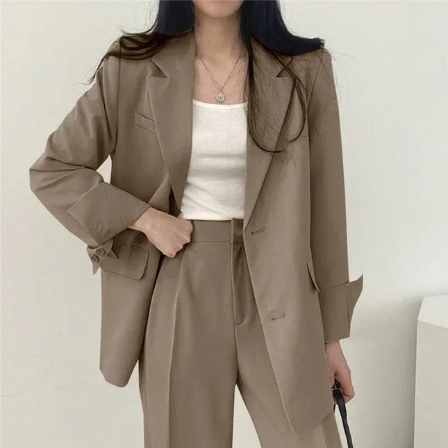 Women's Oversized Blazer And High-Waisted Trousers Tailored Fit