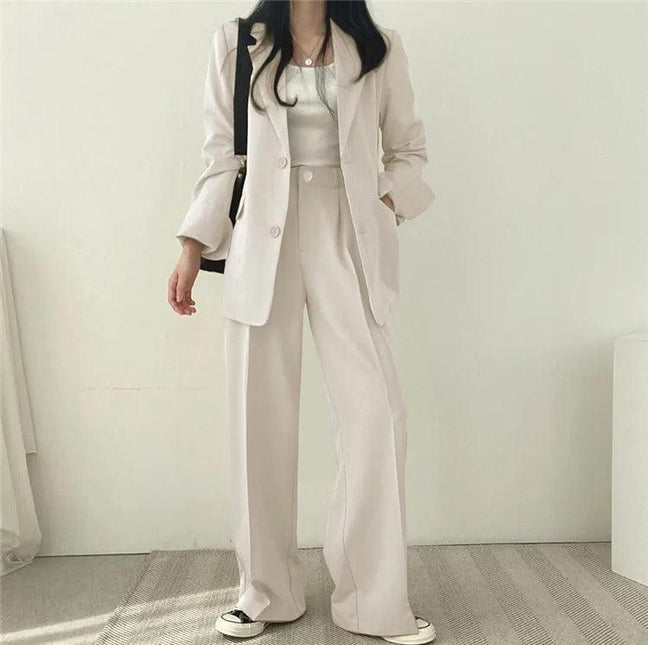 Women's Oversized Blazer And High-Waisted Trousers Tailored Fit