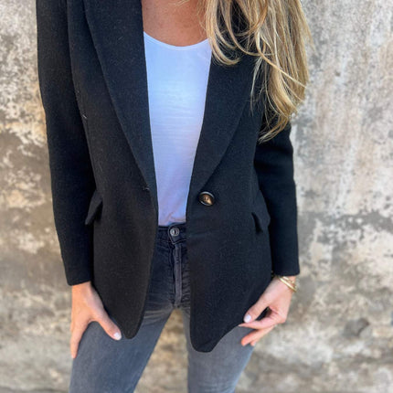 Women's Wool Coat Elegant Design